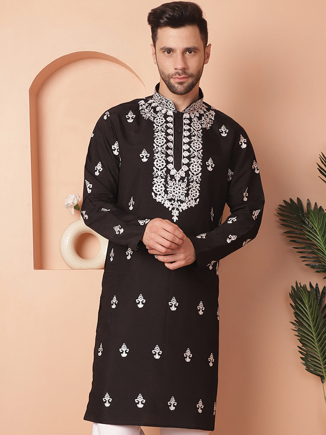 Men's Black Chikankari Embroidered Kurta With Pyjama - Taantav