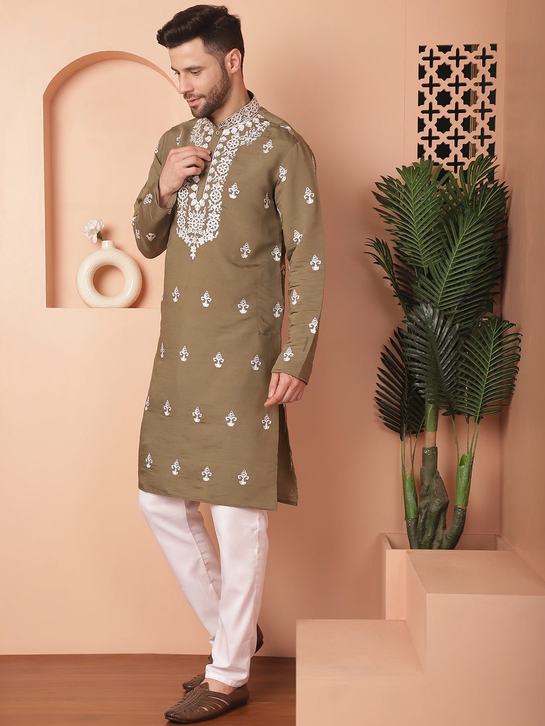 Men's Olive Chikankari Embroidered Kurta With Pyjama - Taantav