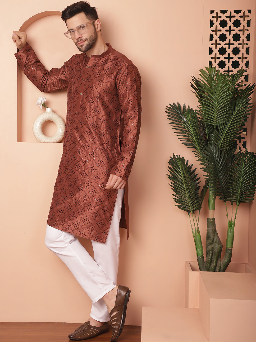 Men's Chikankari and Sequence Kurta with Pyjama - Taantav