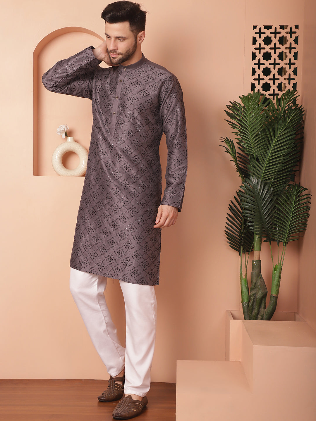 Men's Chikankari and Sequence Kurta with Pyjama - Taantav