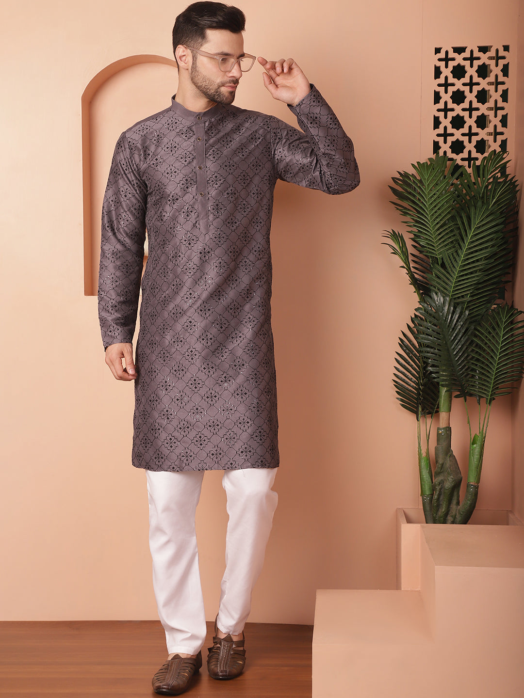 Men's Chikankari and Sequence Kurta with Pyjama - Taantav