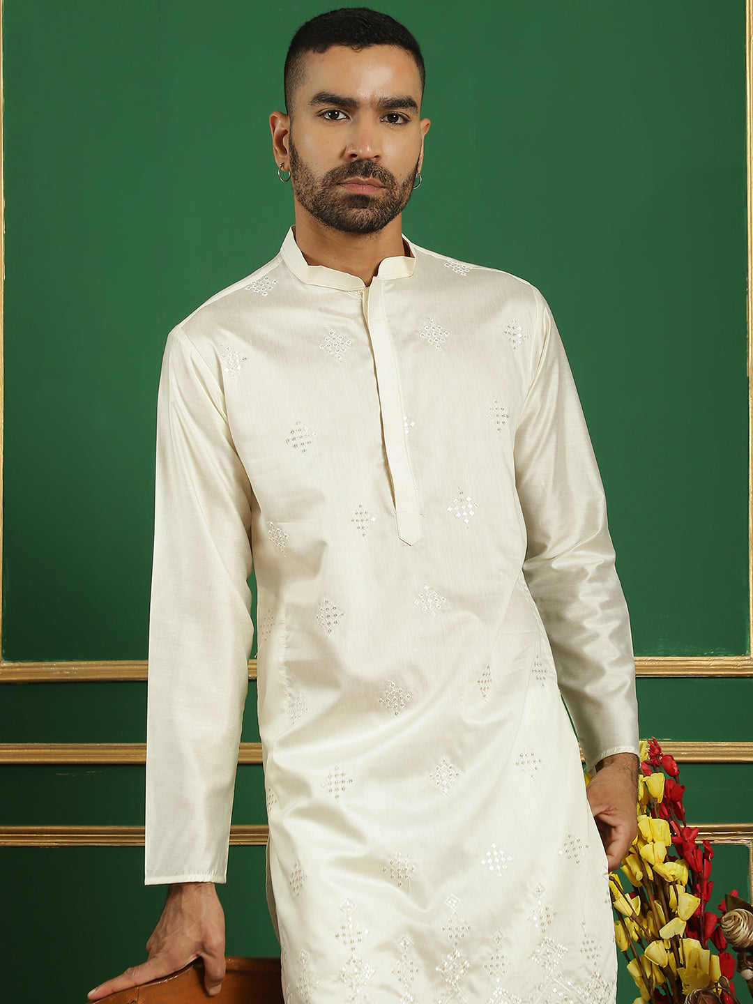 Men's Embroidered Kurta with Pyjama - Taantav