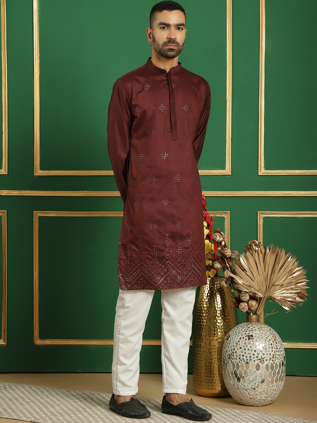 Men's Embroidered Kurta with Pyjama - Taantav