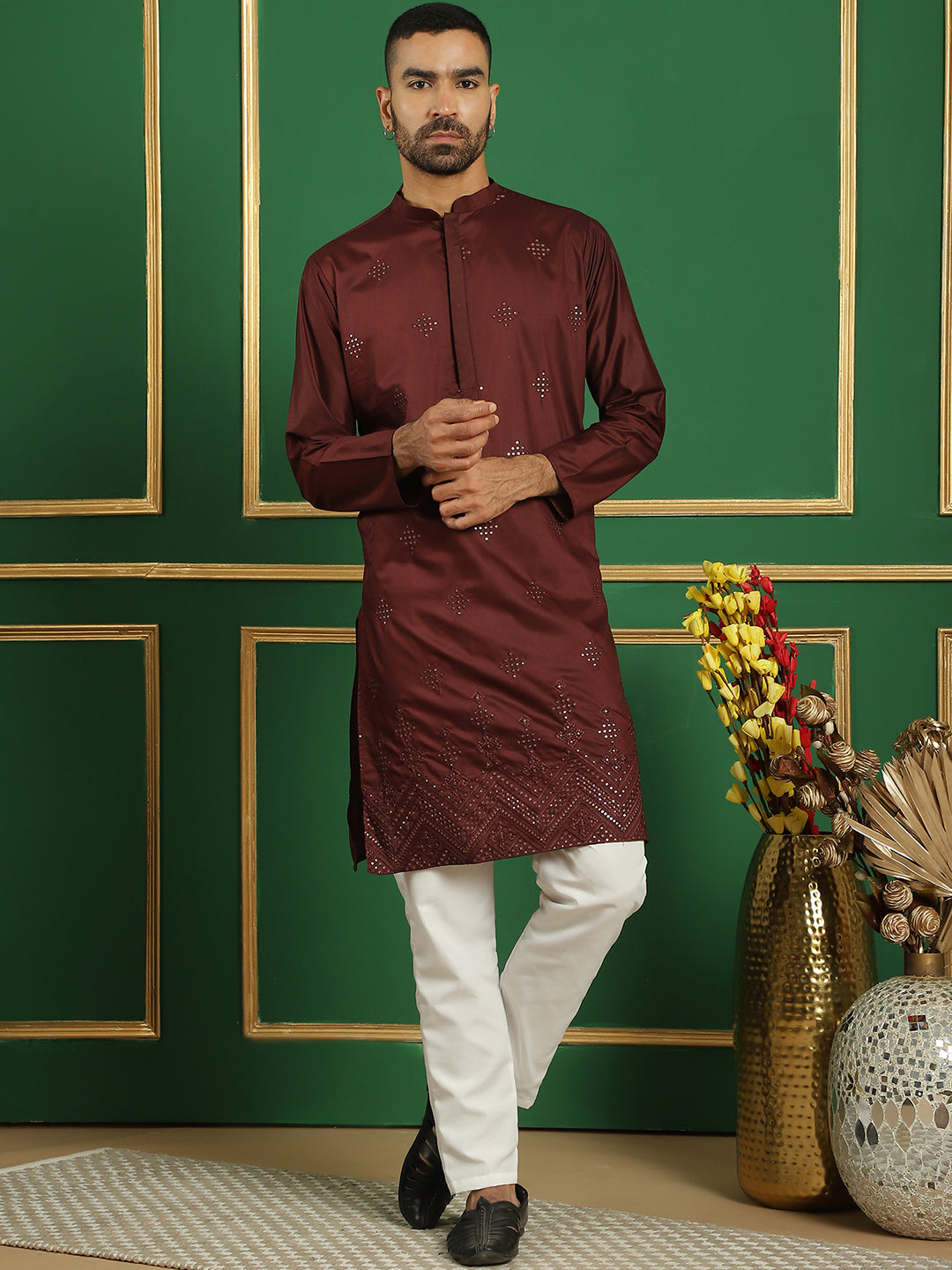 Men's Embroidered Kurta with Pyjama - Taantav