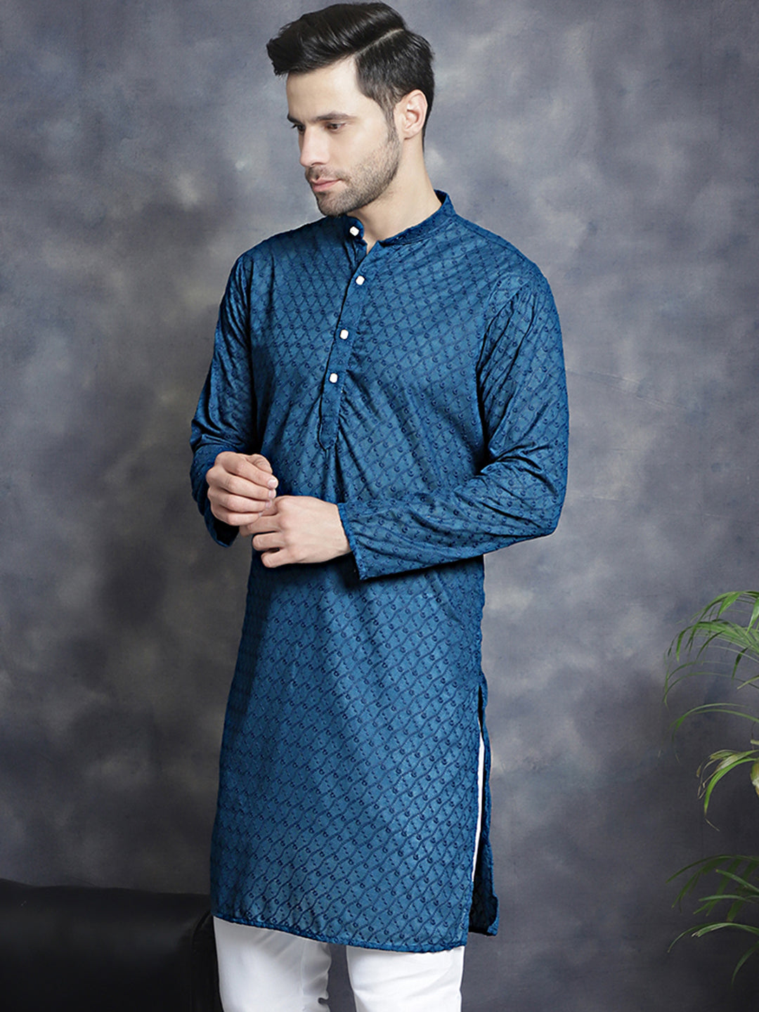 Men's Chikankari Pure Cotton Kurtas - Taantav