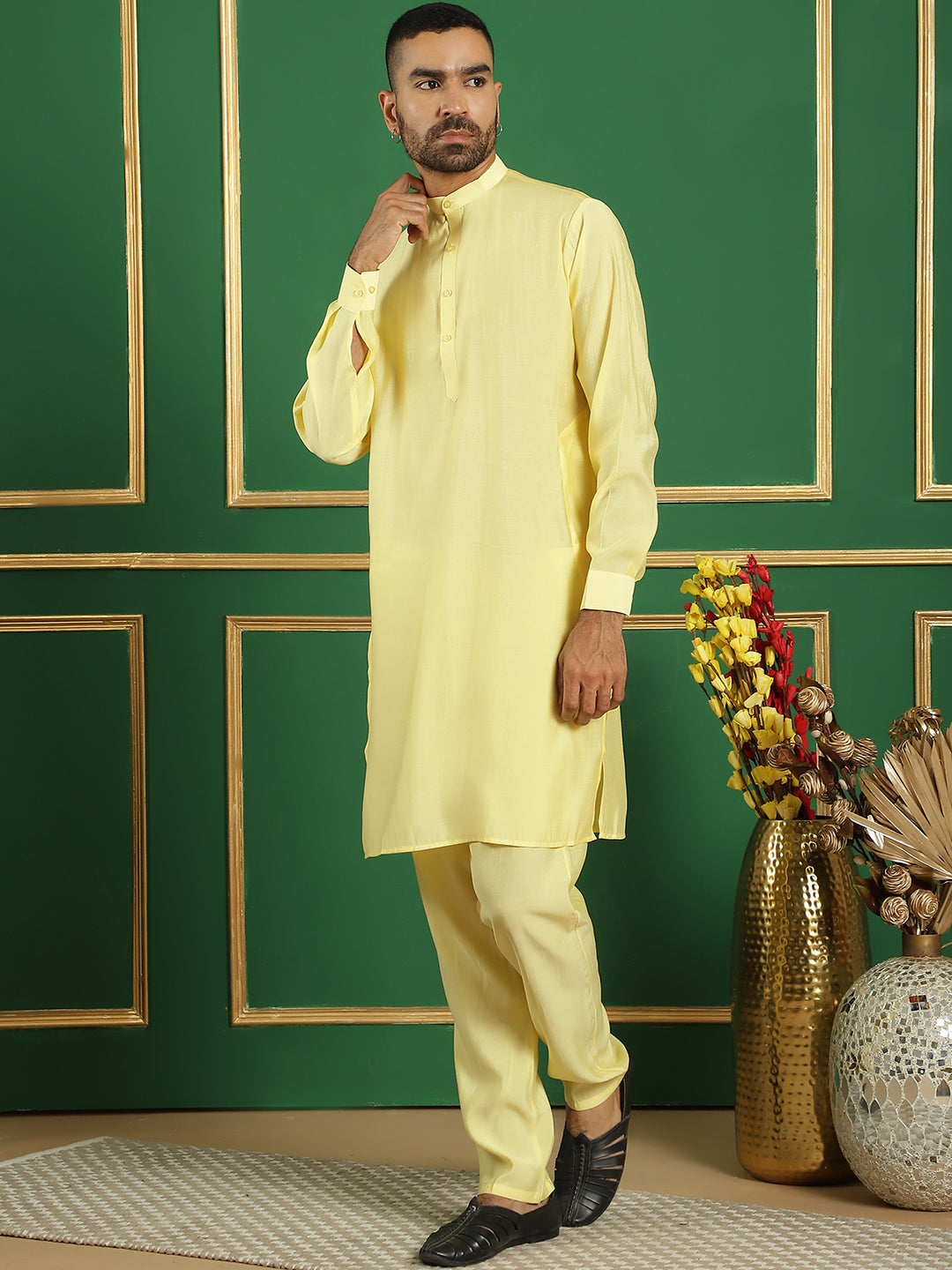 Men's Solid Silk Blend Kurta with Churidar - Taantav