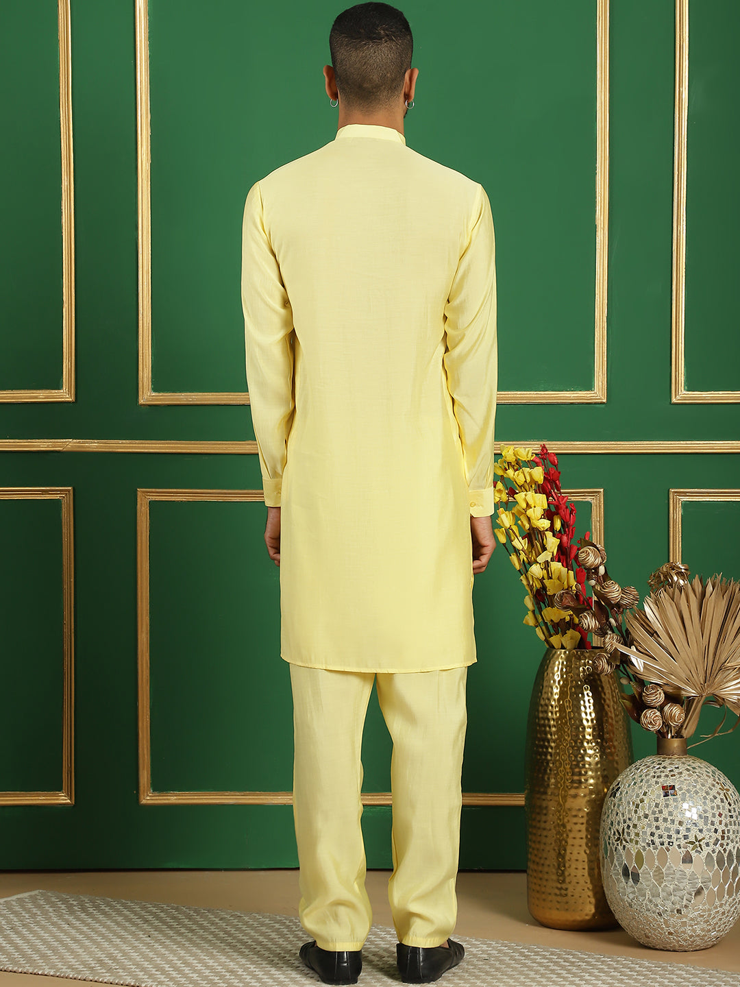 Men's Solid Silk Blend Kurta with Churidar - Taantav