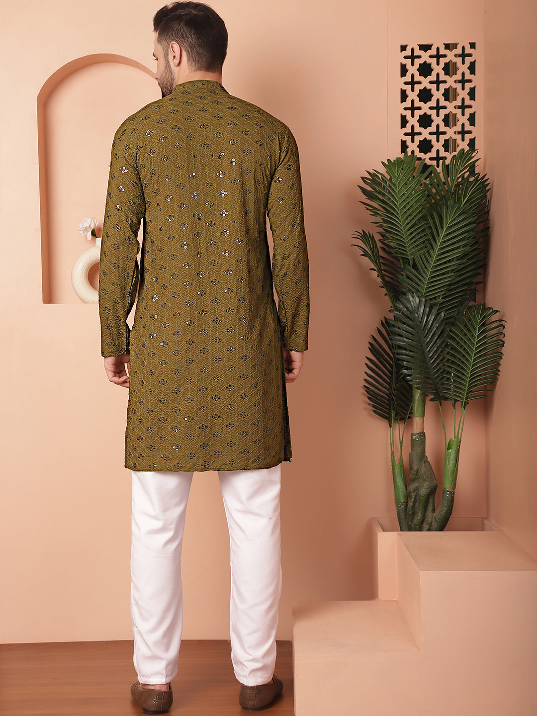 Men's Chikankari and Sequence Kurta with Pyjama - Taantav