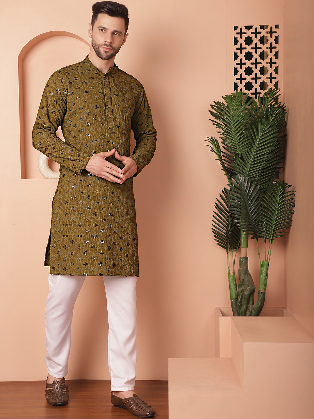 Men's Chikankari and Sequence Kurta with Pyjama - Taantav