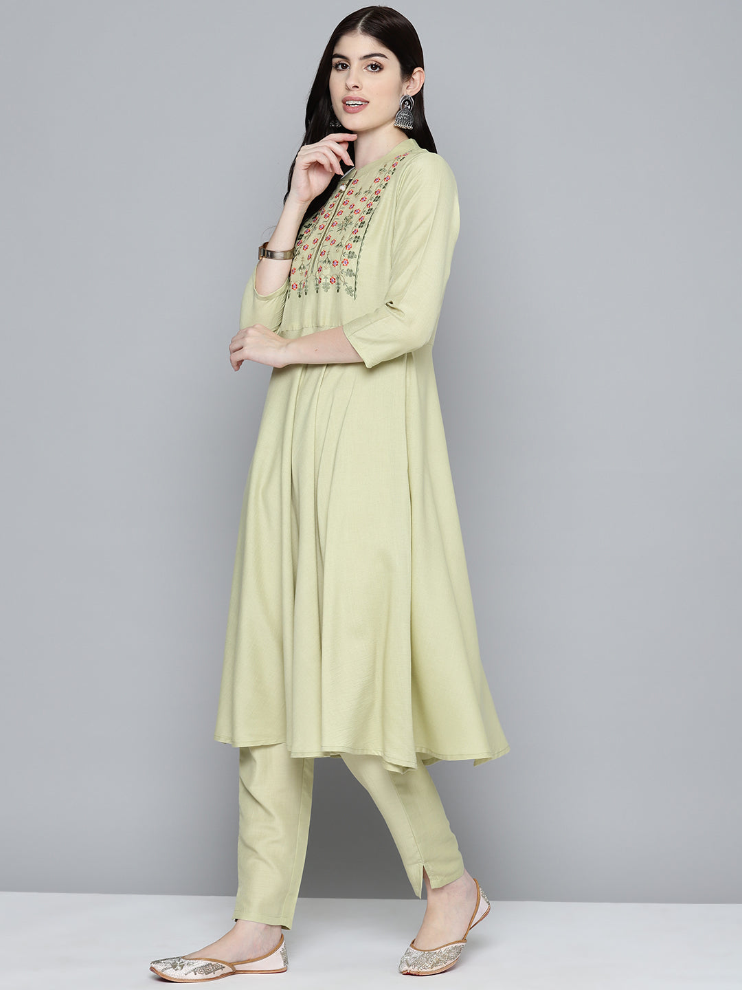 Women's Embroidered flared kurta, printed dupatta with pants - Taantav