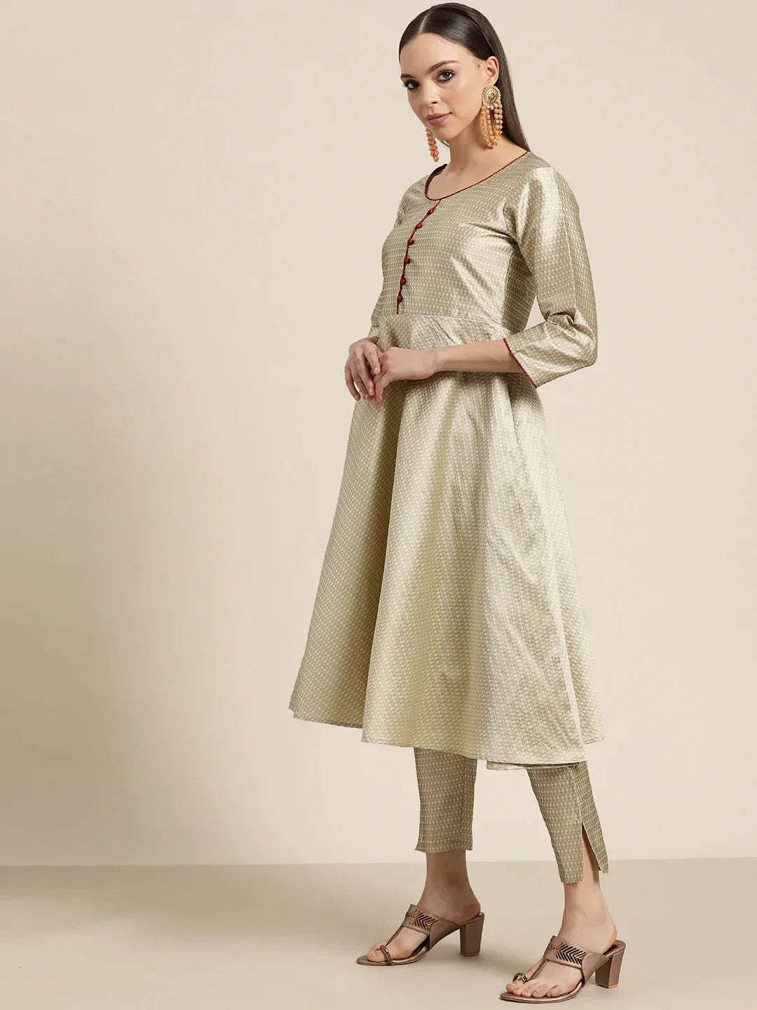 Women's Dupion Silk Jacquard Kurta with Trousers & Dupatta - Taantav