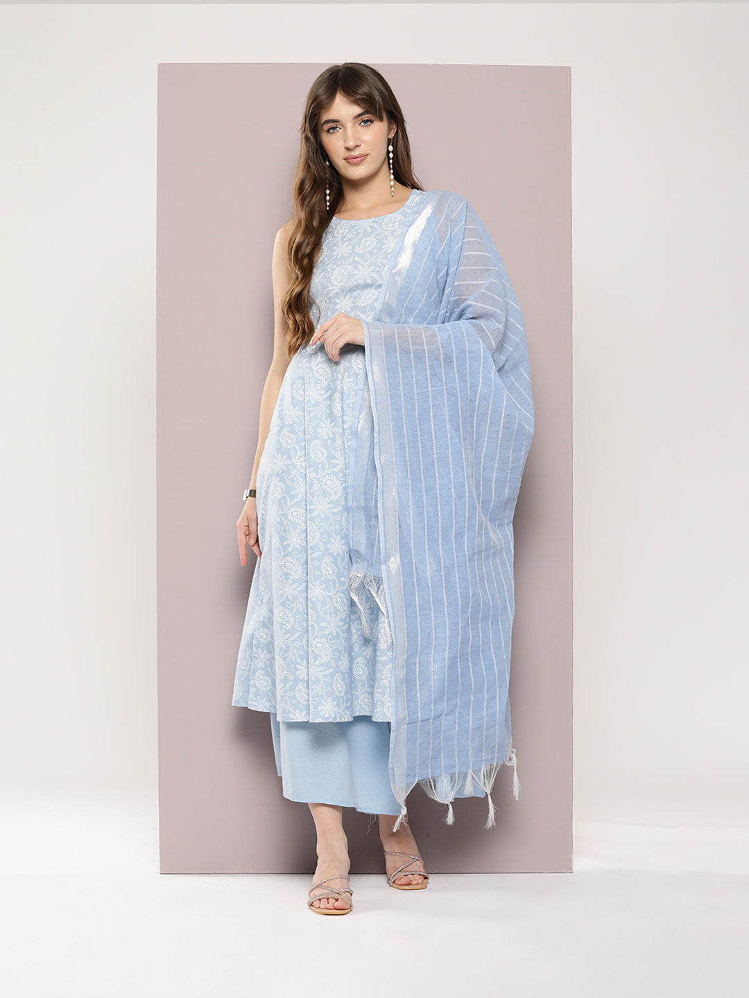 Women's Printed flared kurta palazzos dupatta set - Taantav