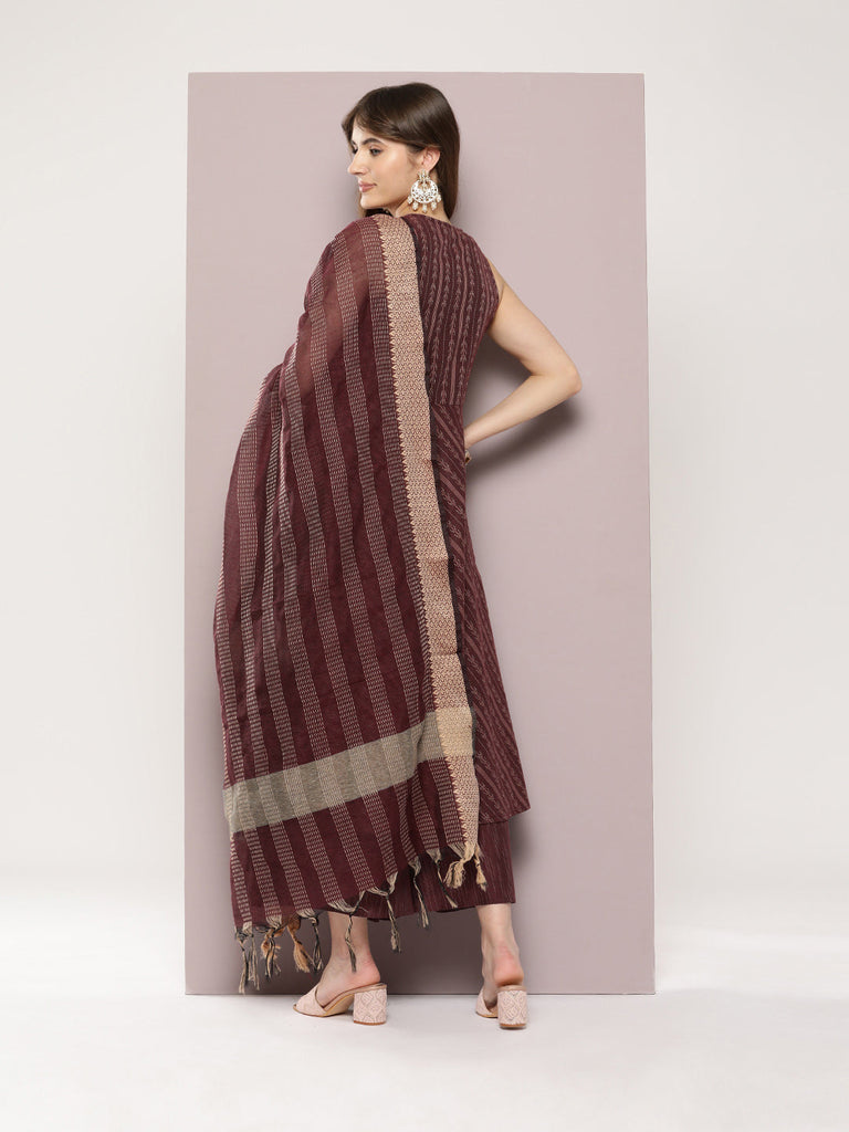 Women's Jacquard flared kurta palazzos dupatta set