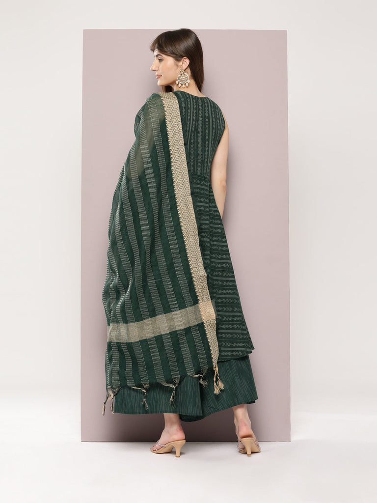 Women's Jacquard flared kurta palazzos dupatta set