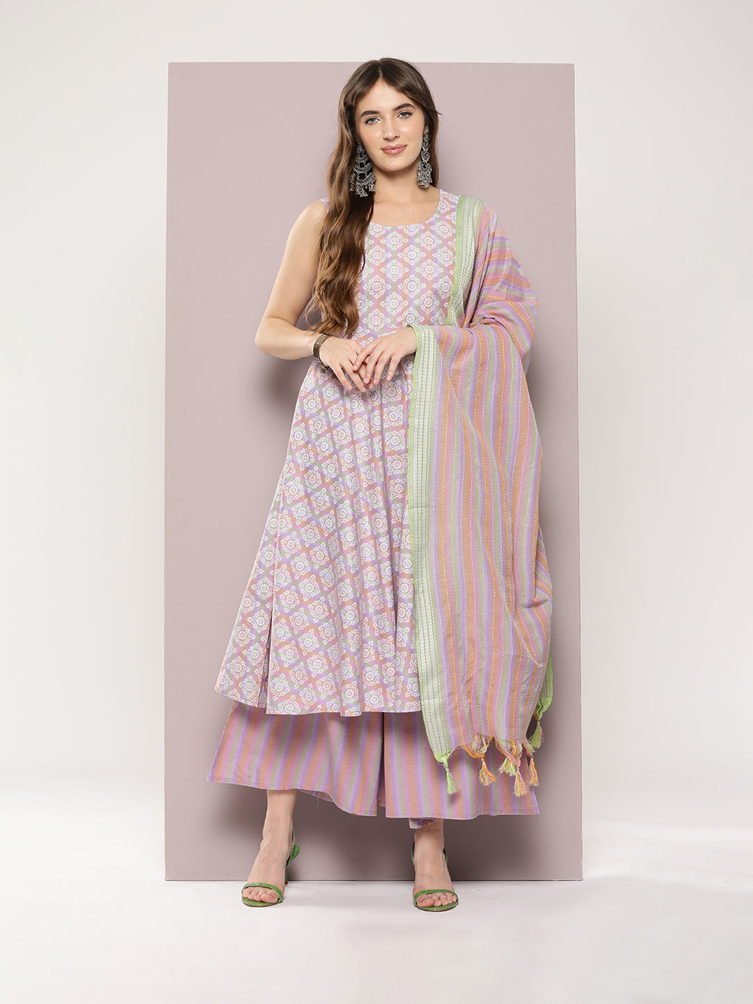 Women's Printed flared kurta palazzos dupatta set - Taantav