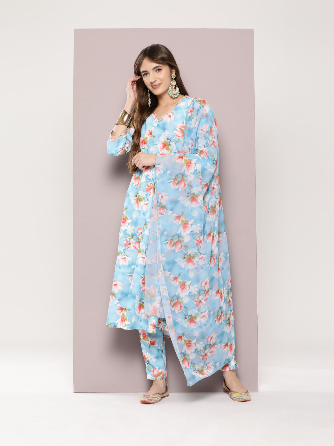 Women's Mirror work detailing, linen printed flared kurta with trousers and dupatta - Taantav