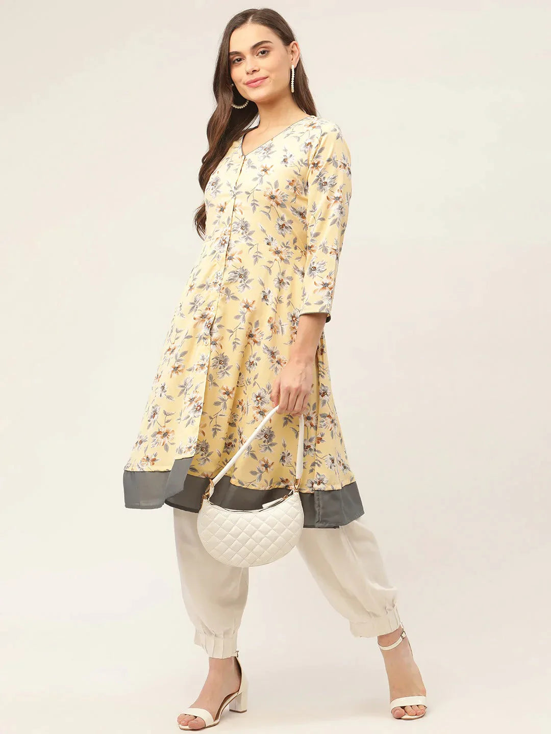 Women's Yellow and White Flared Printed kurta - Taantav