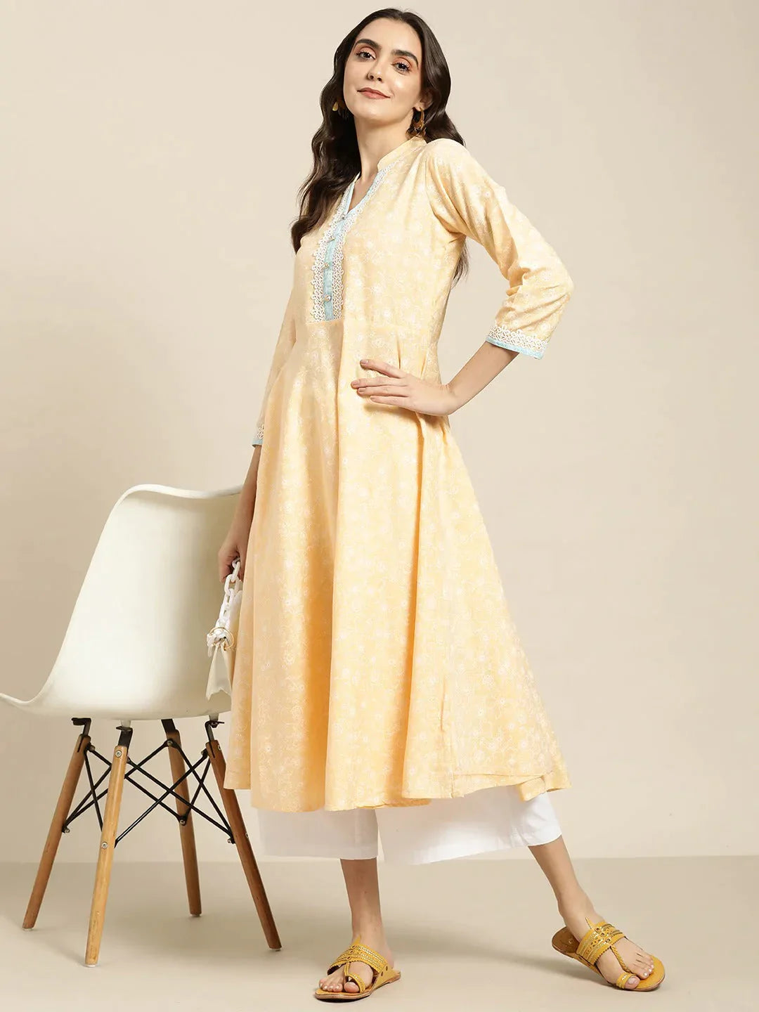 Women's Yellow & White Ethnic Motifs Printed Lace Detail Anarkali Kurta - Taantav