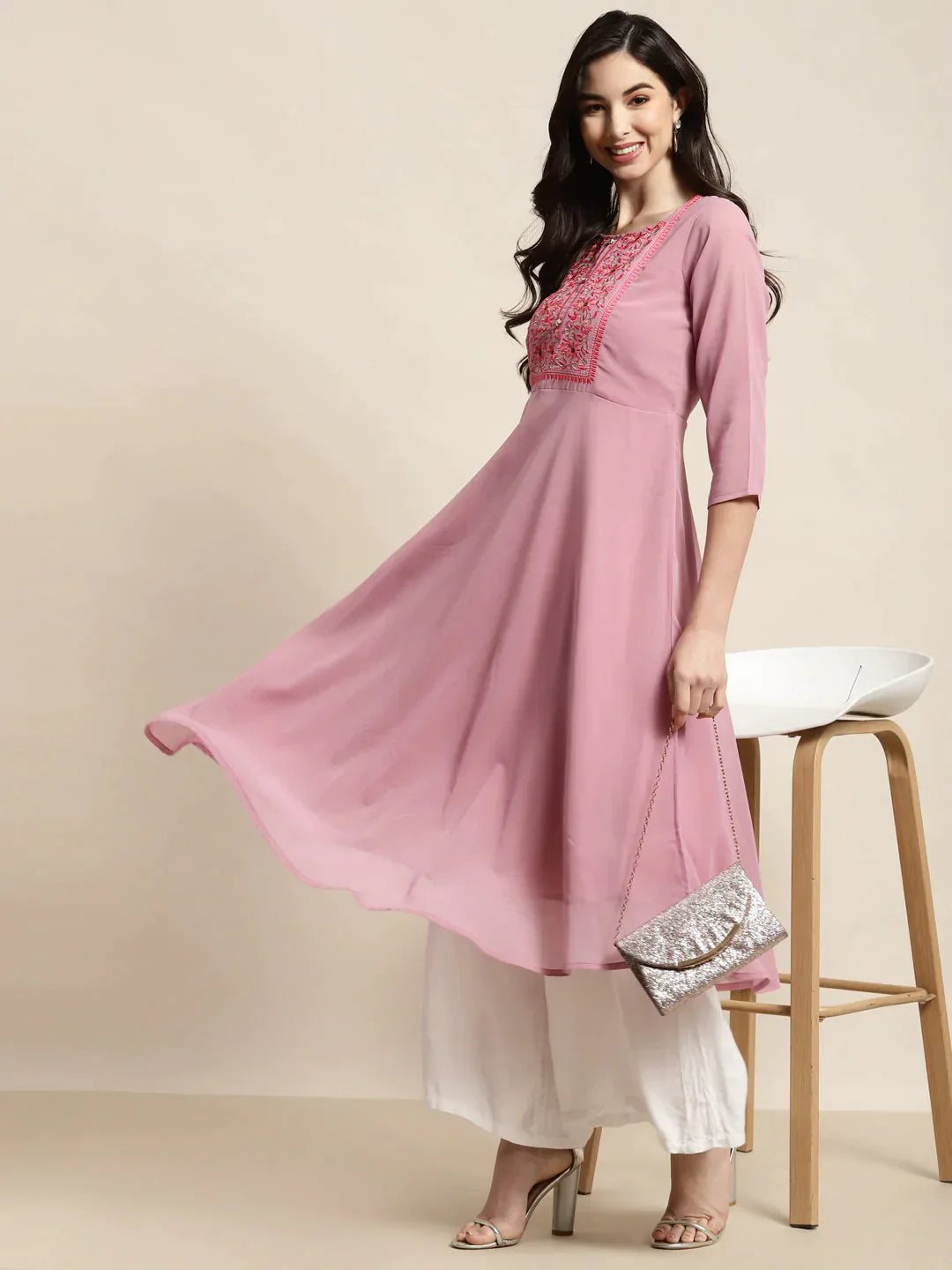 Women's Yoke Design Georgette Anarkali Kurta - Taantav