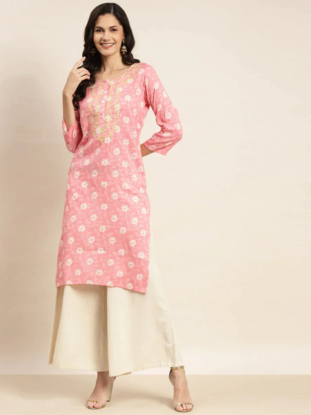 Women's Floral Printed Embroidered Detail Kurta - Taantav