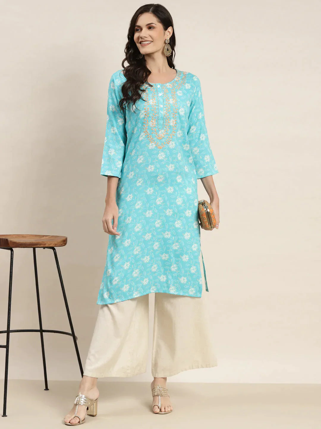 Women's Floral Printed Embroidered Detail Kurta - Taantav