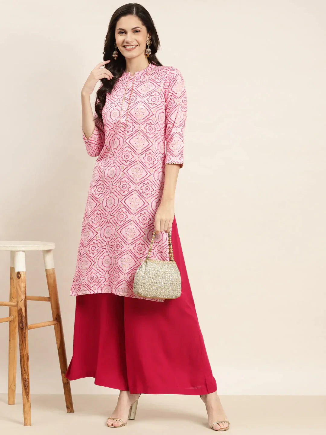 Women's Printed Gotta Patti Kurta - Taantav