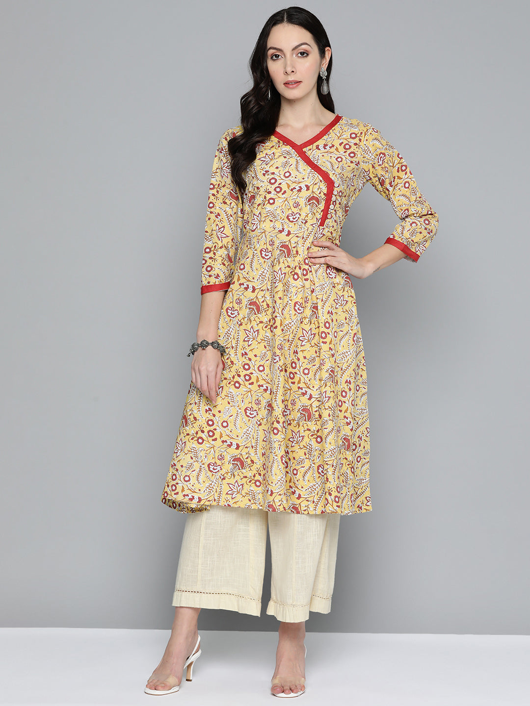 Women's Yellow Floral Printed Anarkali Kurta - Taantav