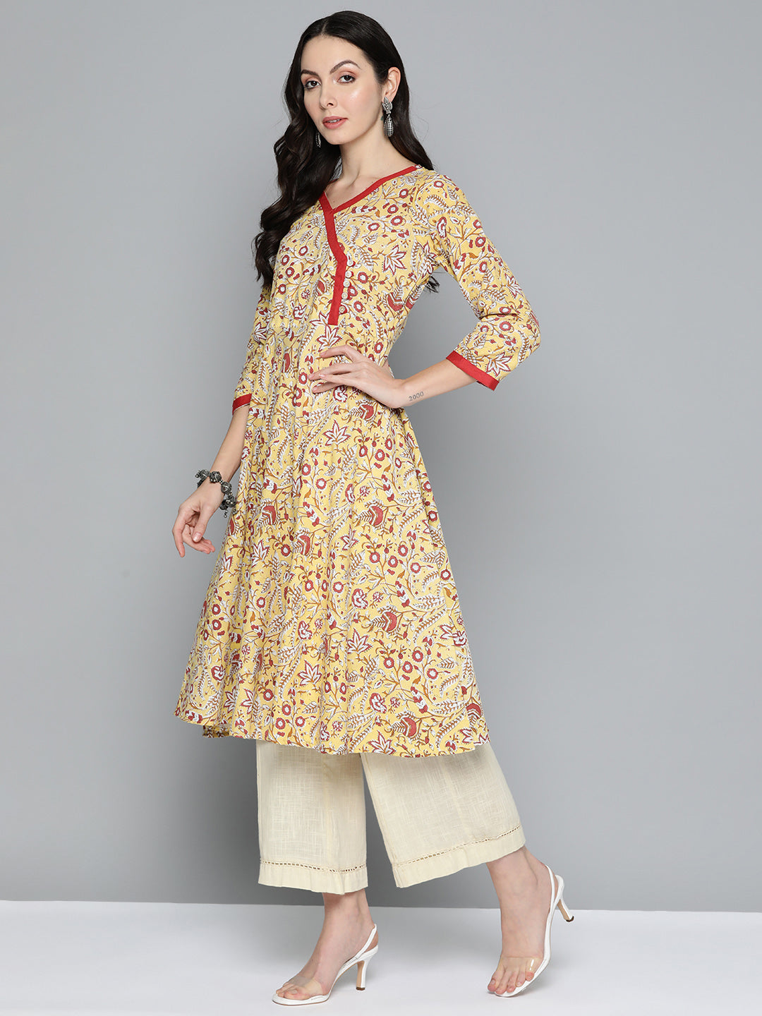 Women's Yellow Floral Printed Anarkali Kurta - Taantav