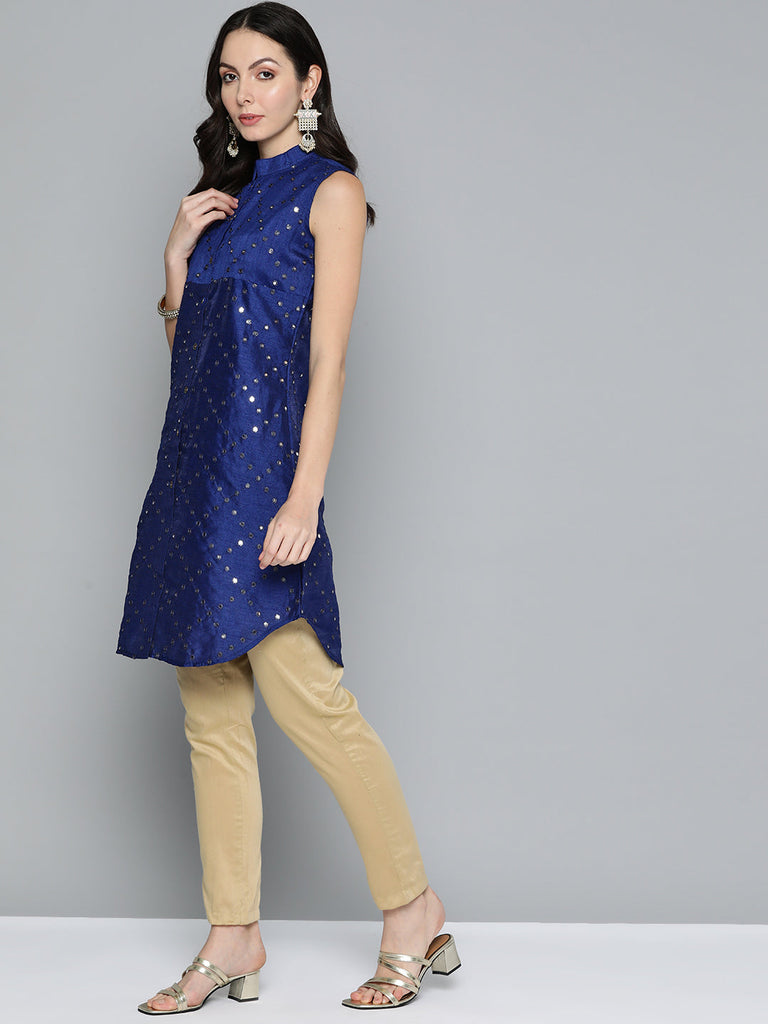 Women's Geometric Embroidered Mirror Work Kurta