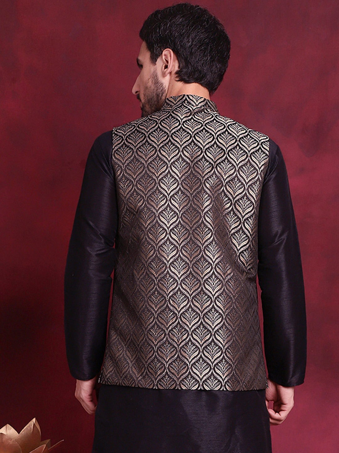 Men's Woven Design Nehru Jacket - Taantav