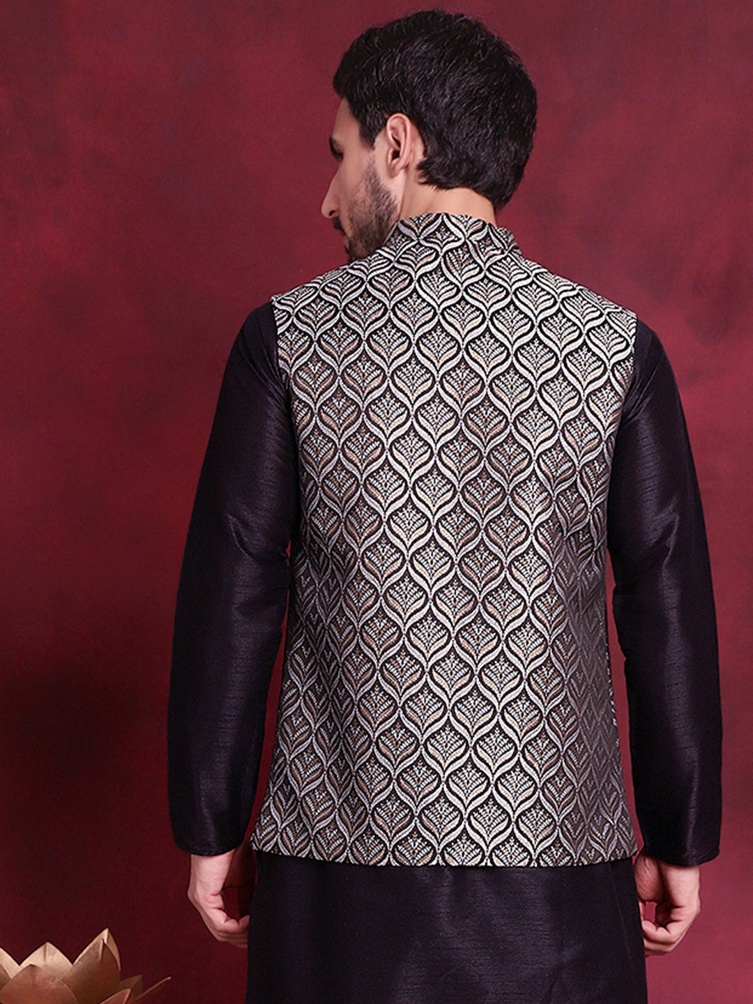 Men's Woven Design Nehru Jacket - Taantav