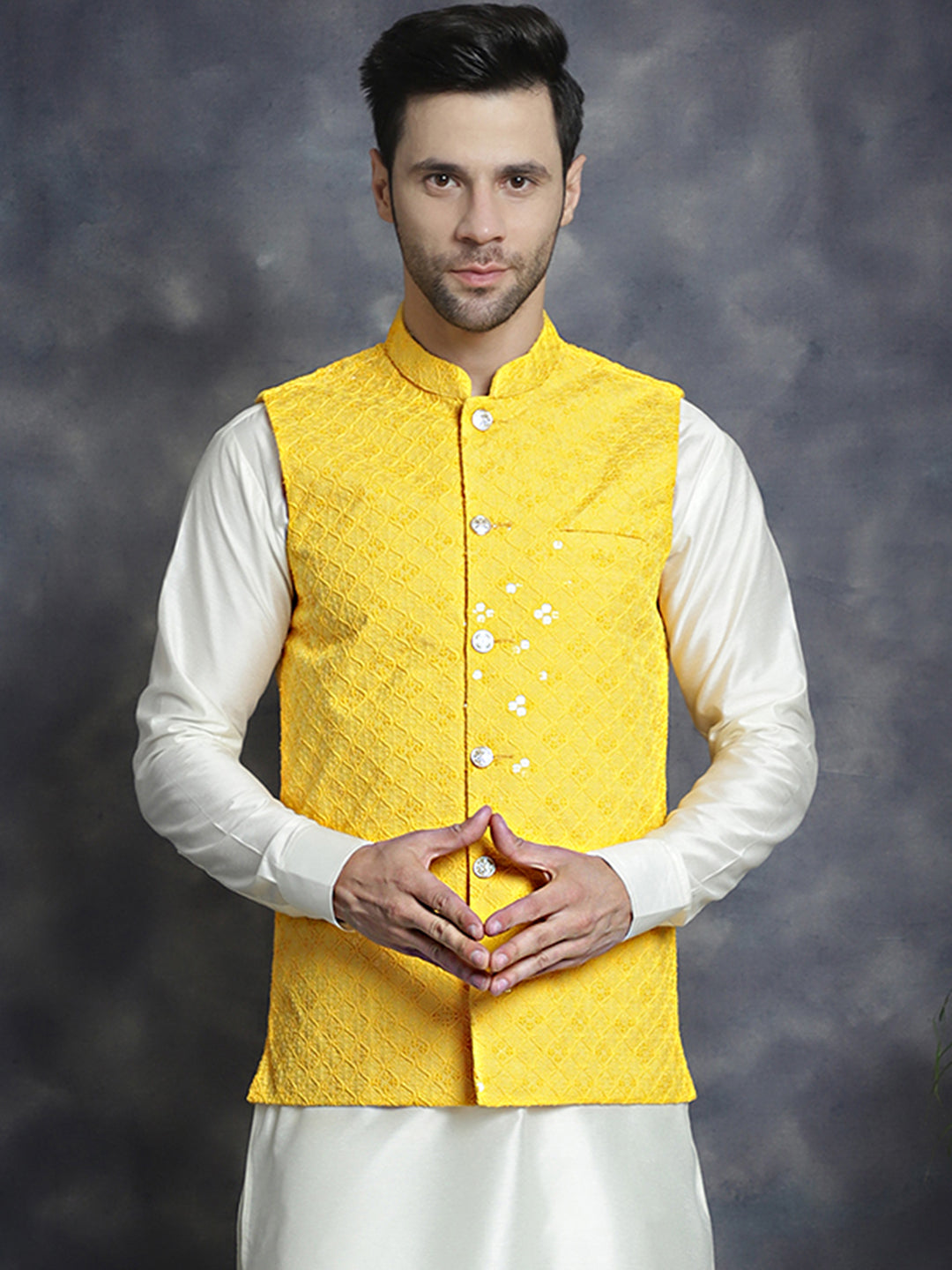 Men's embroidered and sequins Nehru Jacket - Taantav