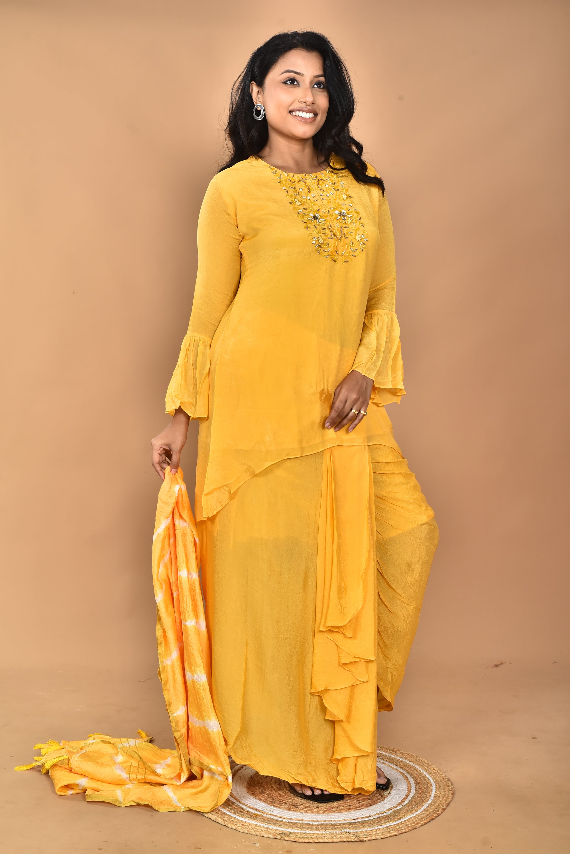 Color_YELLOW