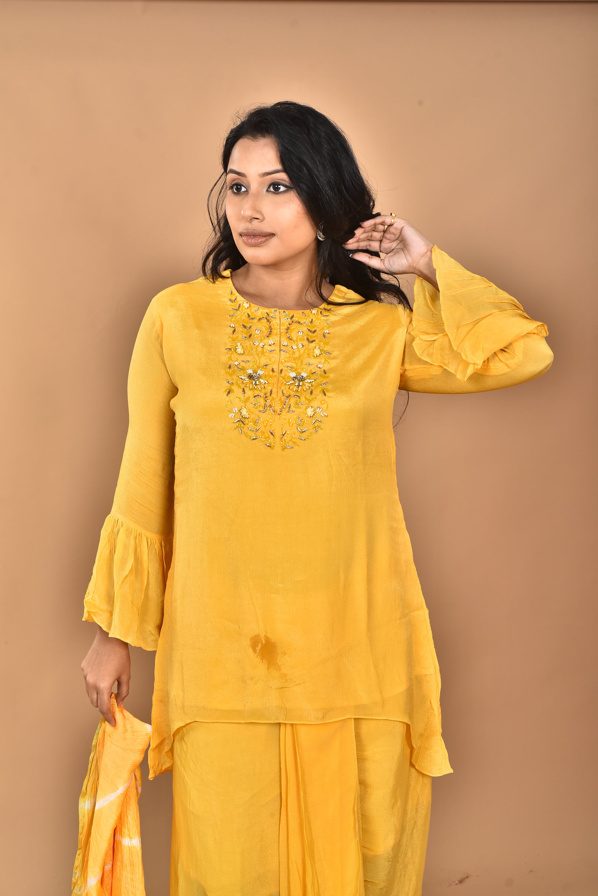 Color_YELLOW