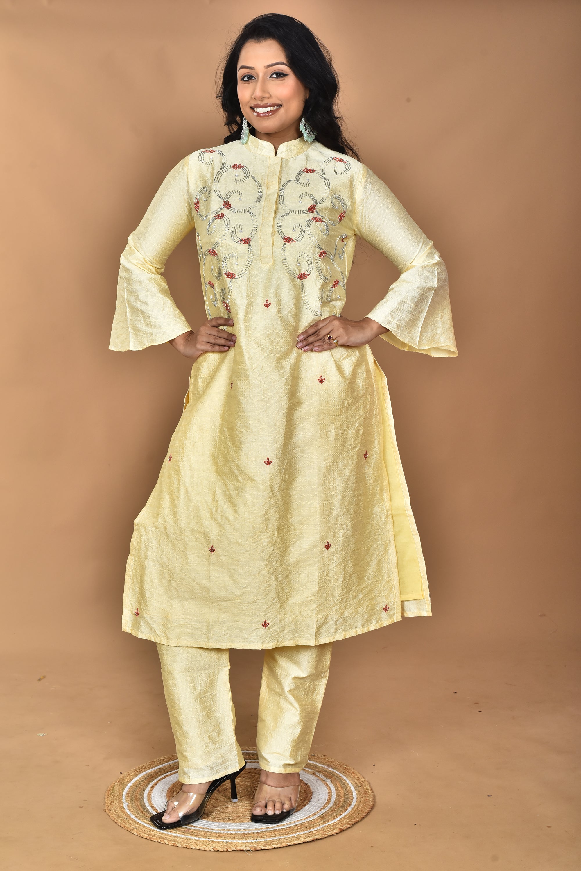 Color_YELLOW