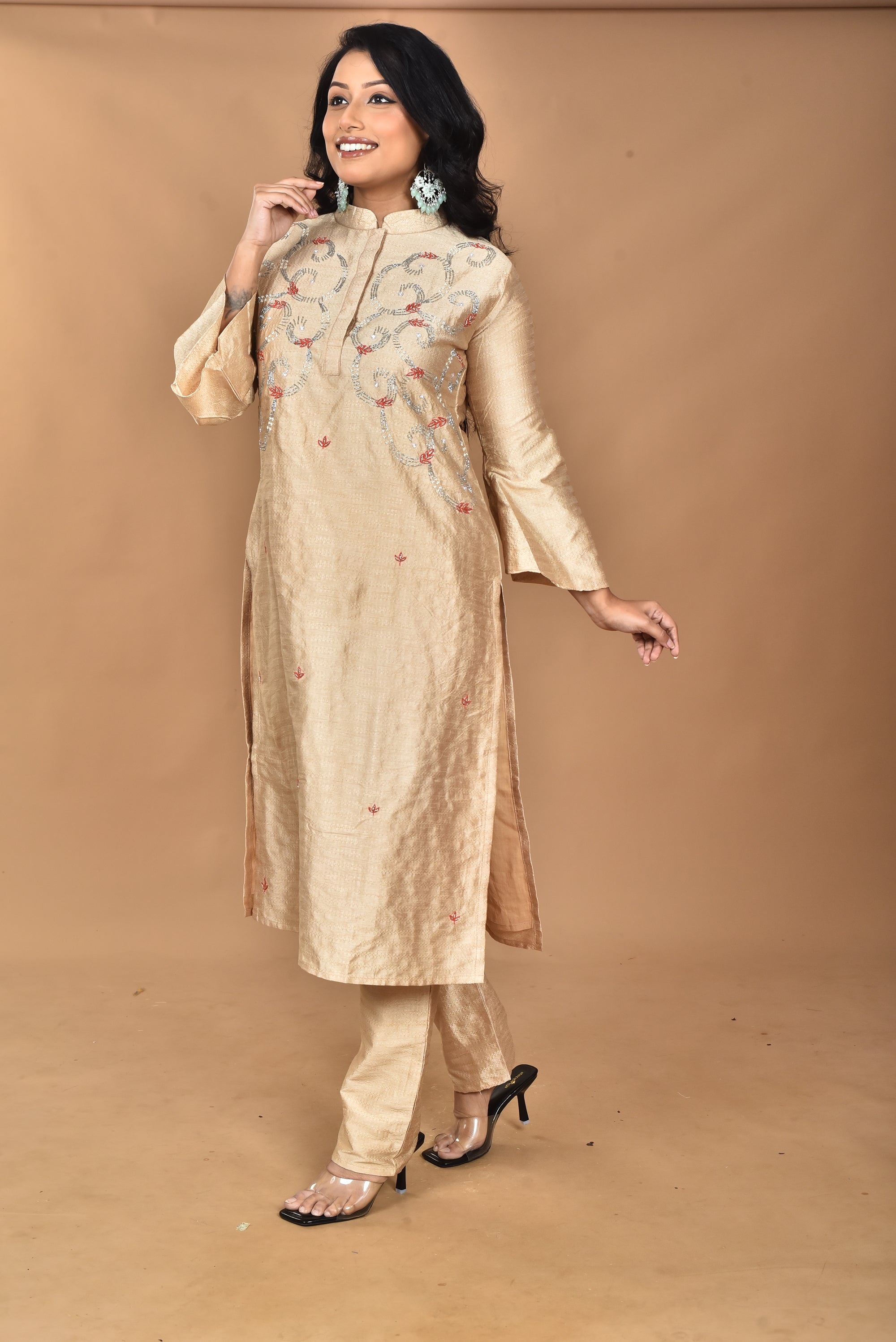 Color_BEIGE