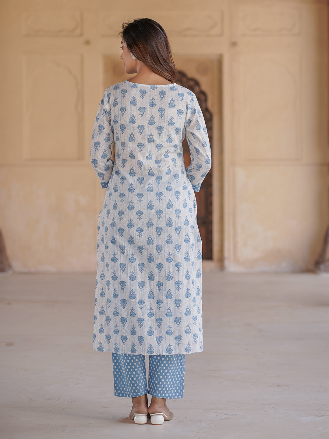 Women's White Pure Cotton Kurta