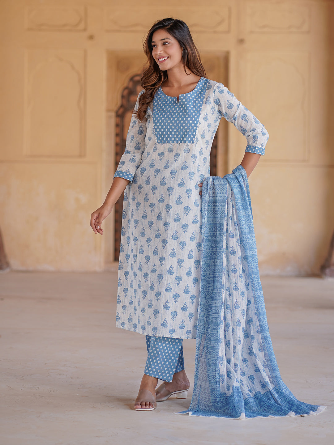 Women's White Pure Cotton Kurta