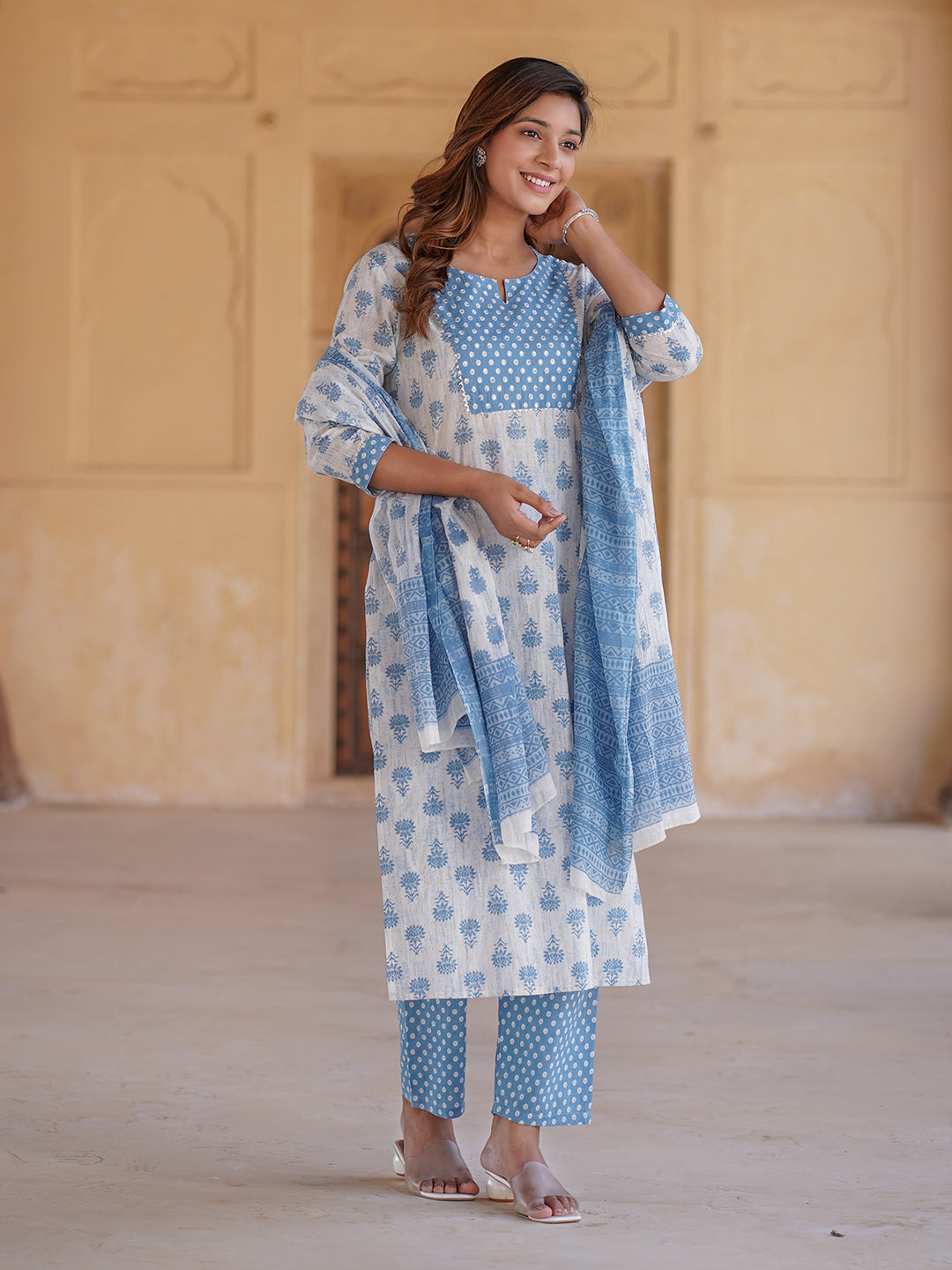 Women's White Pure Cotton Kurta
