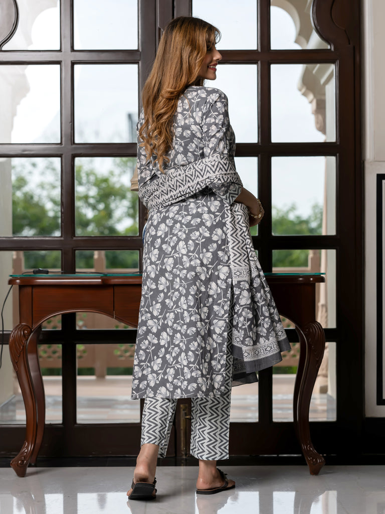 Color_Grey