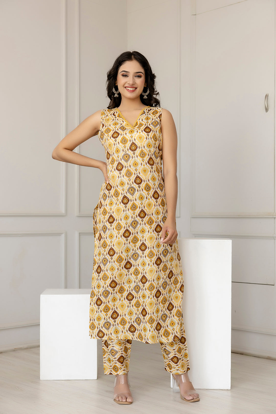 Women's Multi Color Printed Straight Kurta With Trouser - Taantav