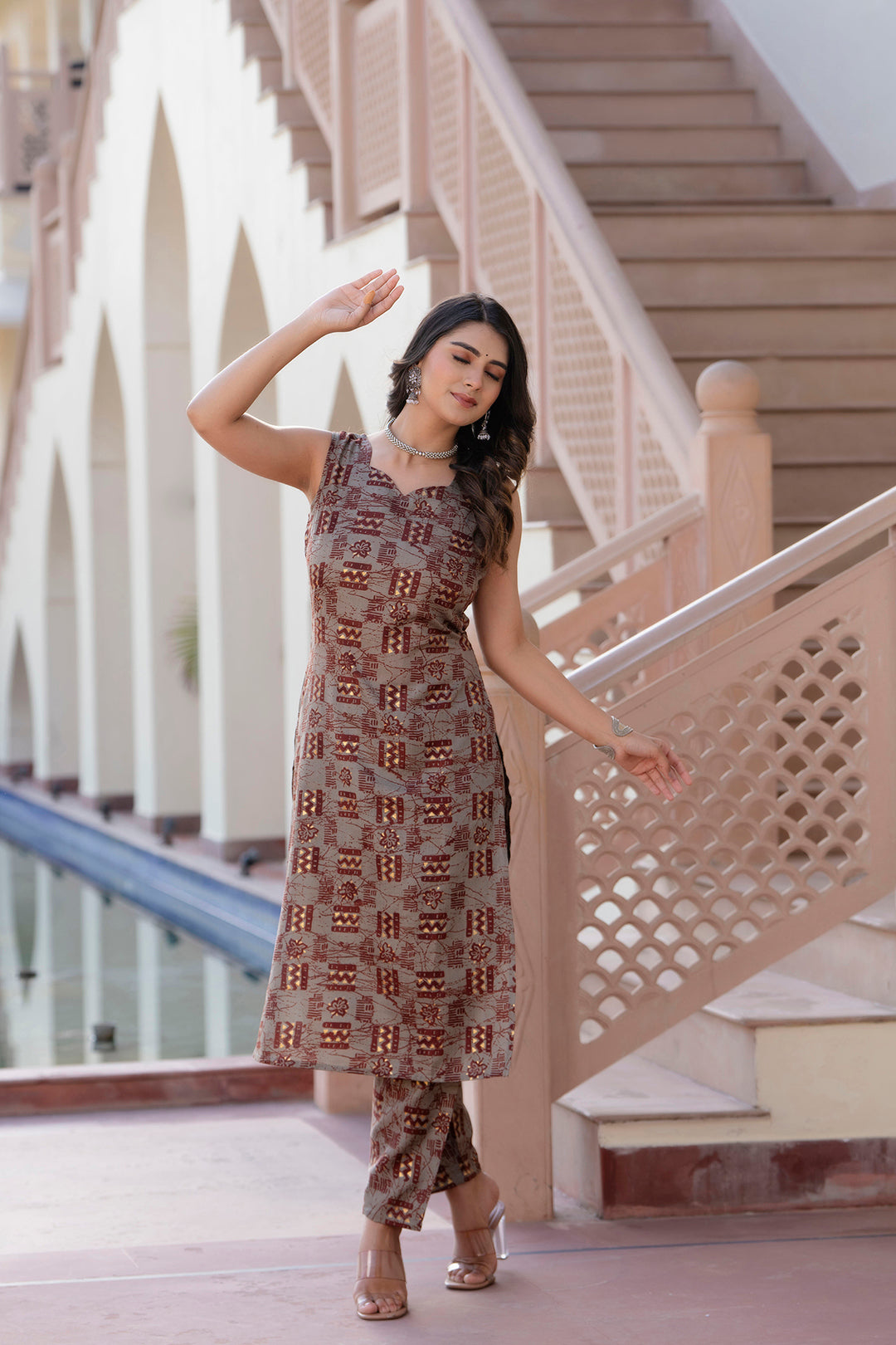 Women's Grey Printed Straight Kurta With Trouser - Taantav