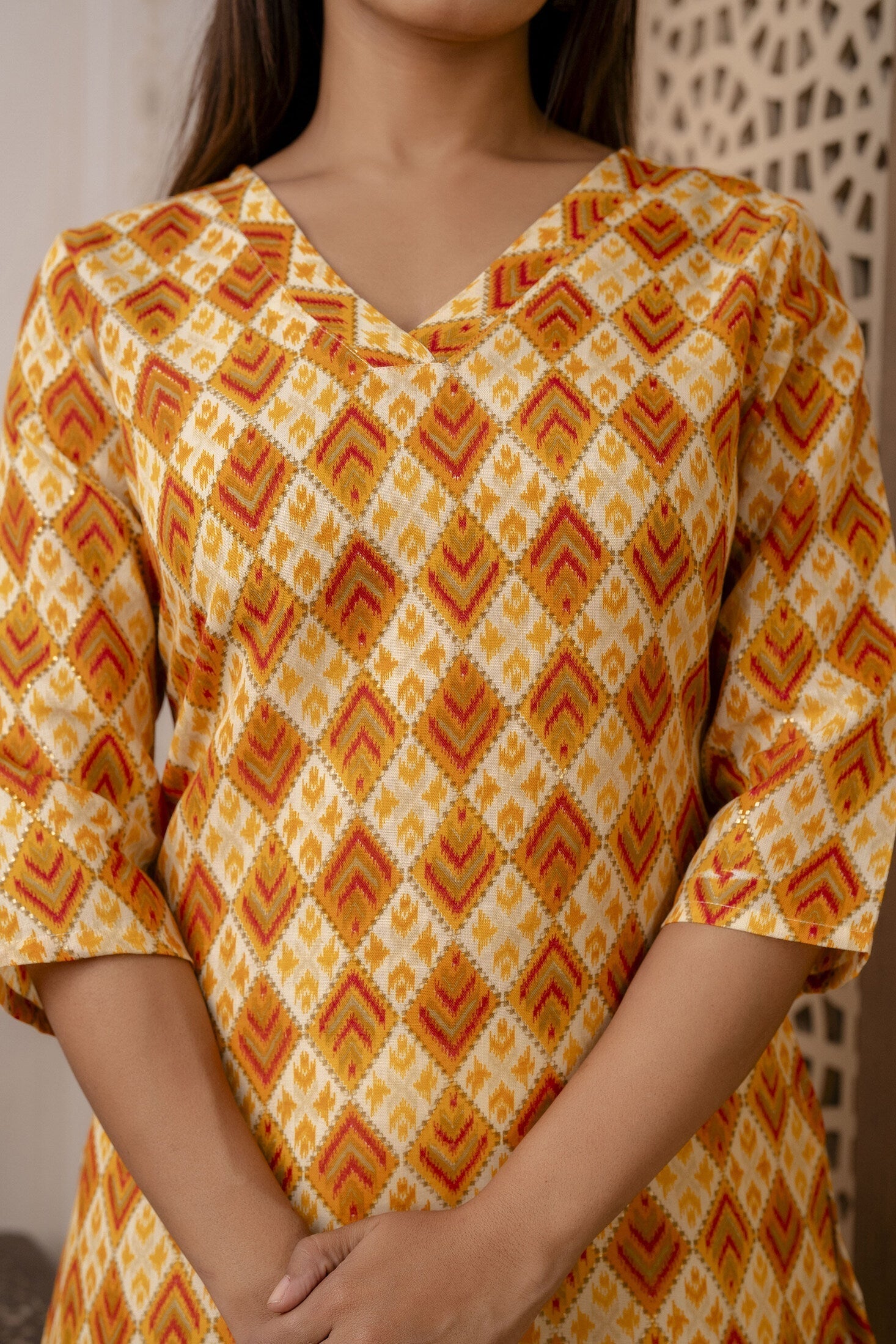 Women's Yellow Printed Straight Kurta with Three Quarter Sleeves - Taantav