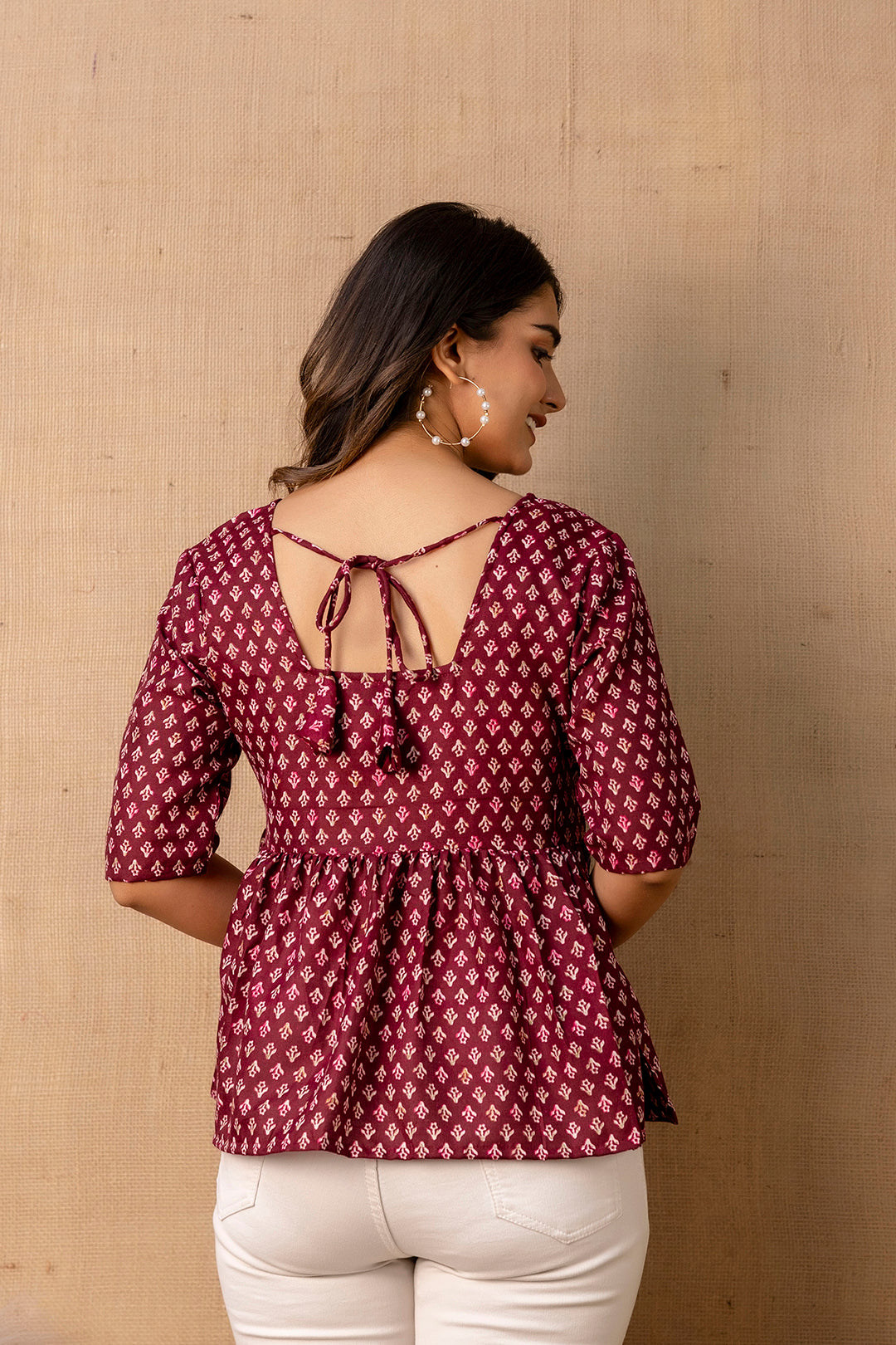 Women's Burgundy Printed V-Neck Peplum Tunic - Taantav