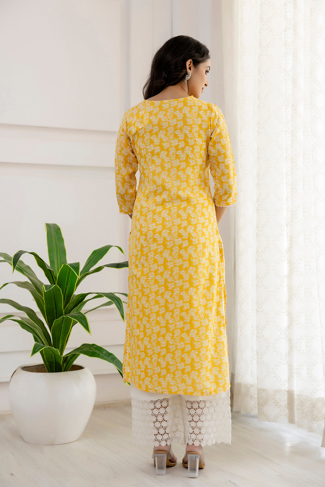 Women's Yellow Printed Straight Kurta with Three Quarter Sleeves - Taantav