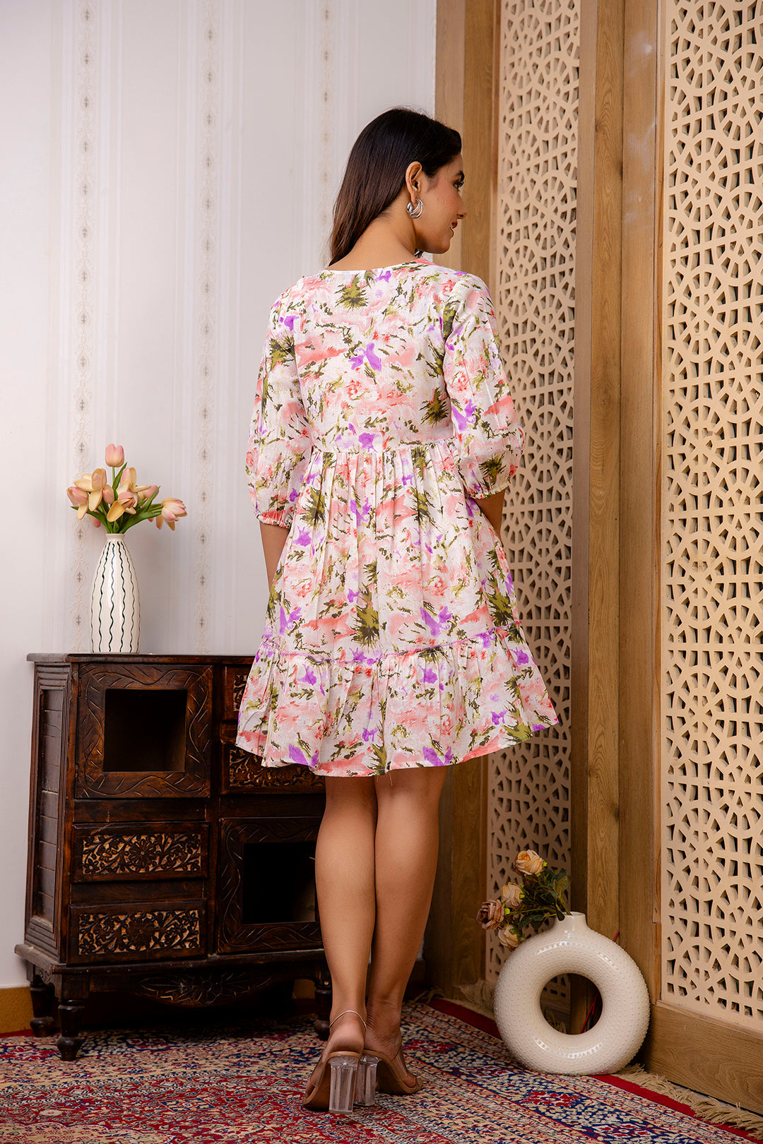 Women's Off White and Pink Printed Flared Dress - Taantav