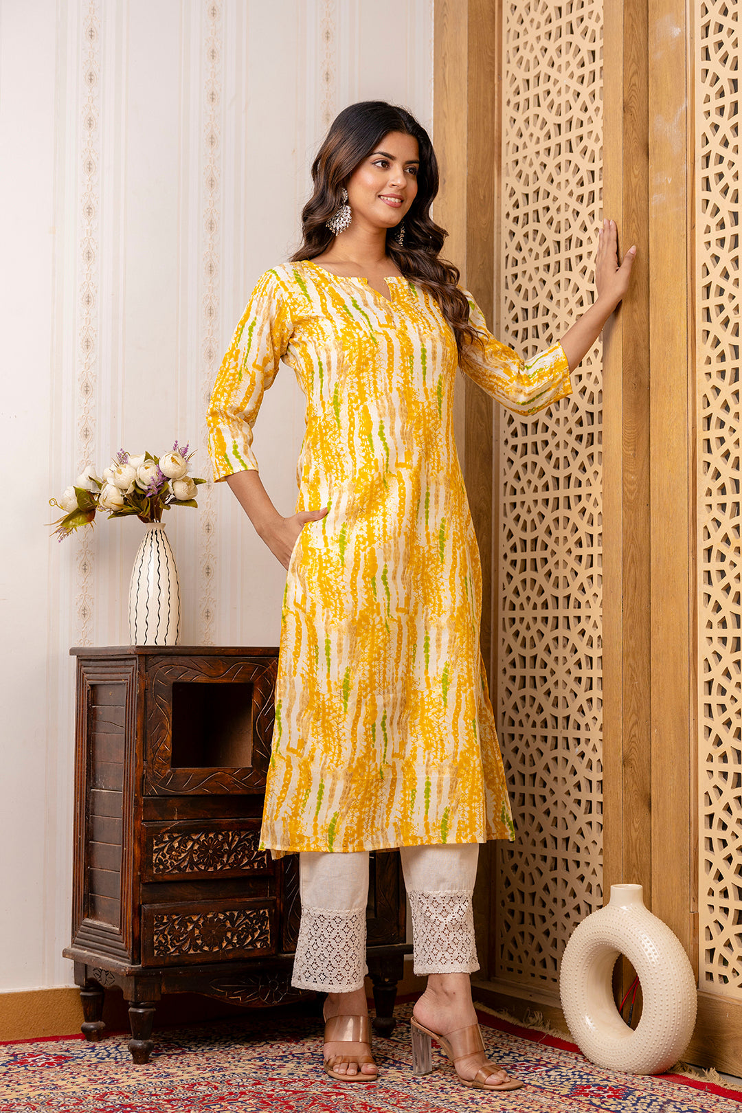 Women's Yellow Printed Straight Kurta with Three Quarter Sleeves - Taantav