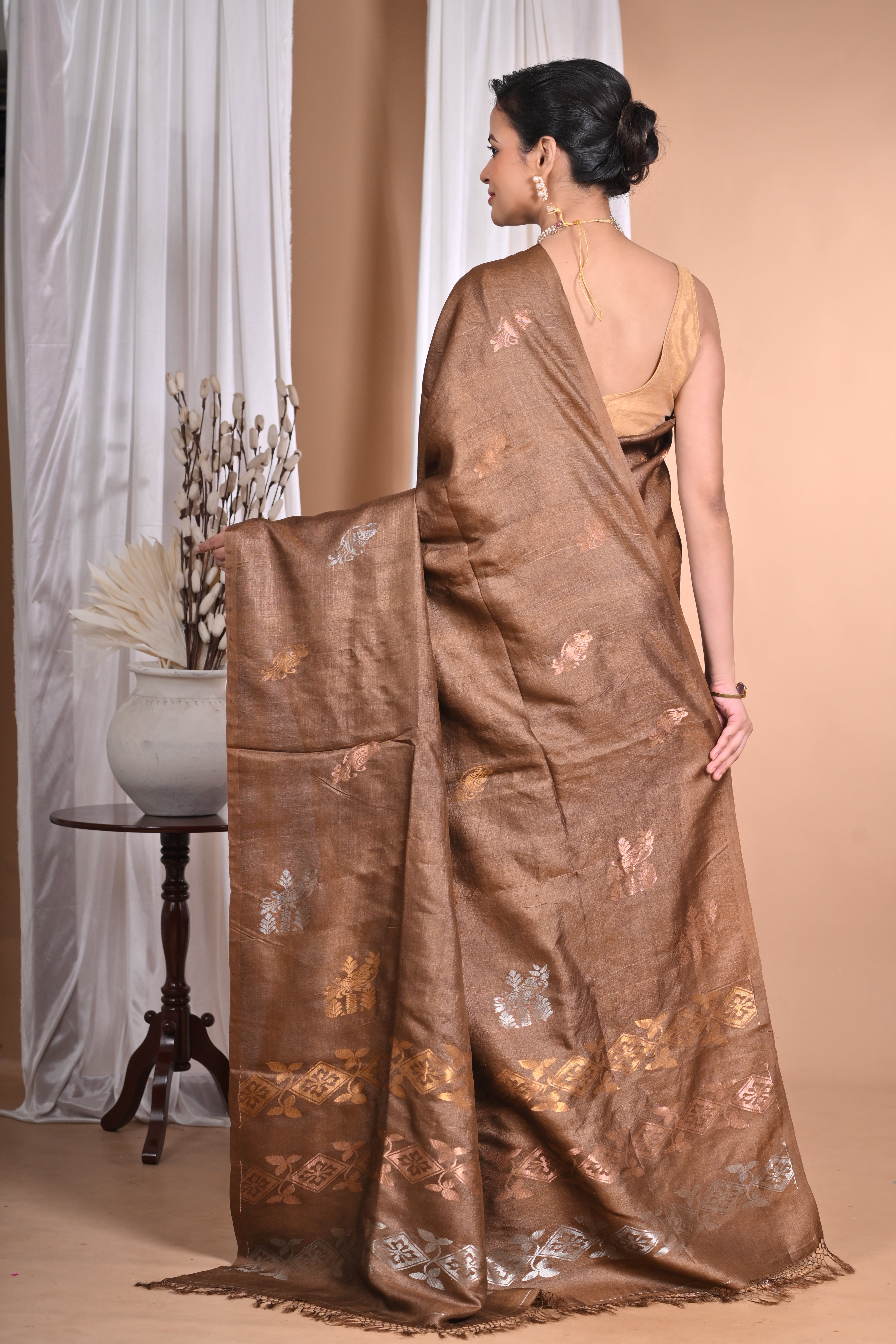 Color_Brown
