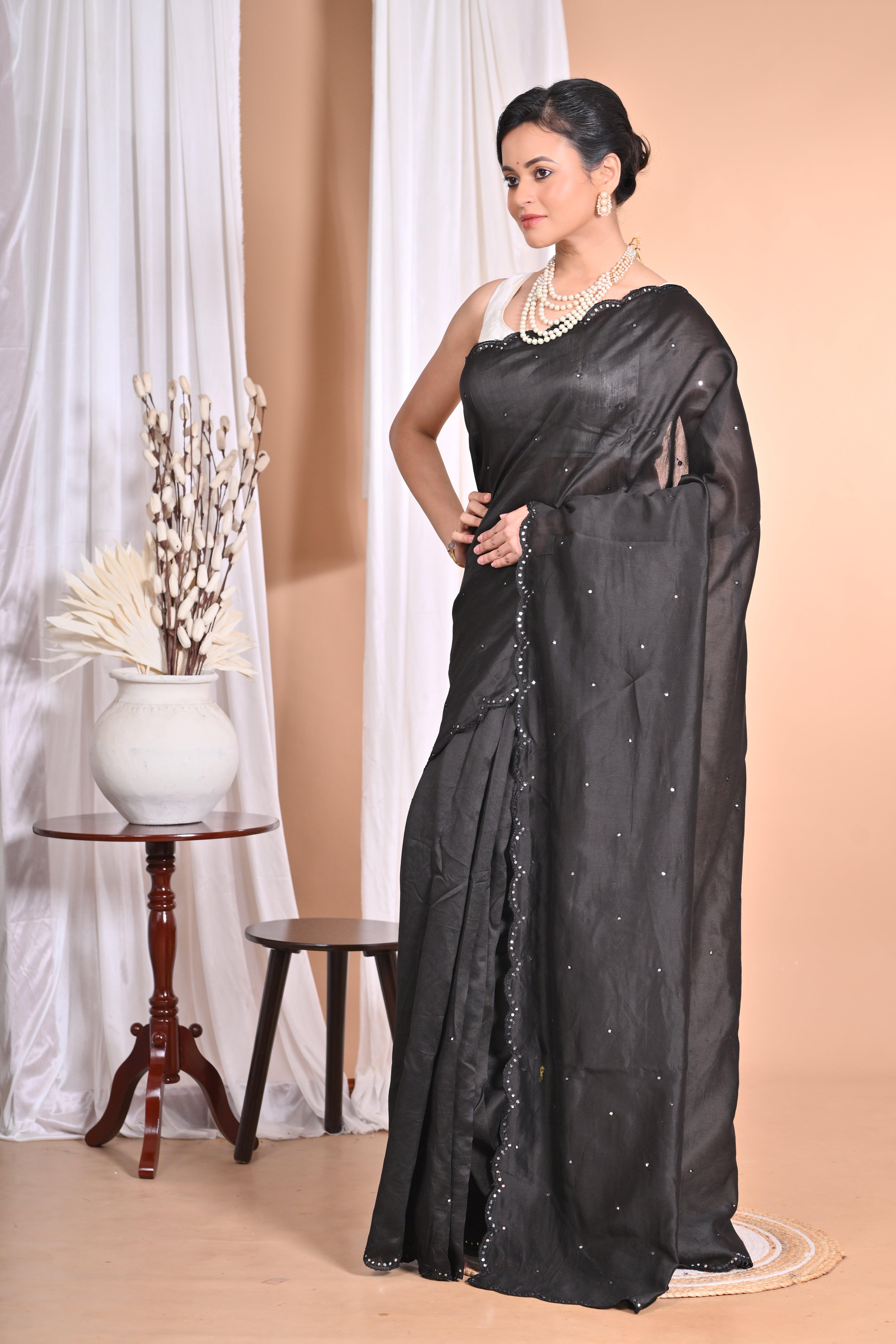 Color_Black
