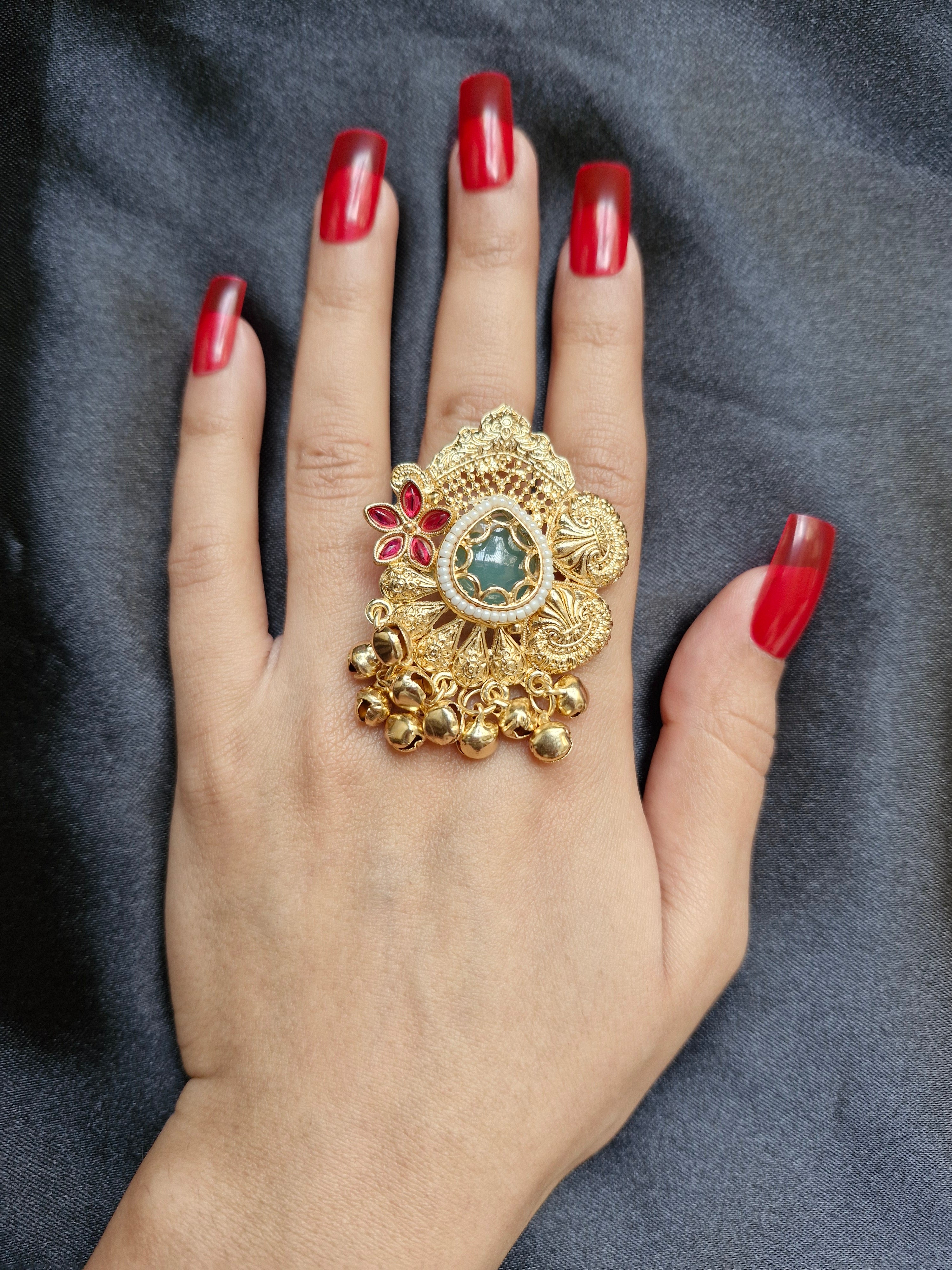 Color_gold